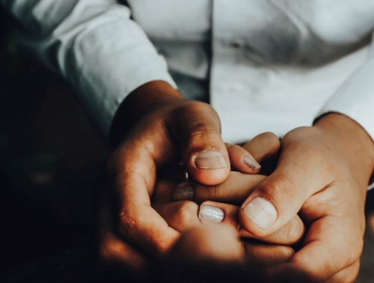 haende pflege versicherung